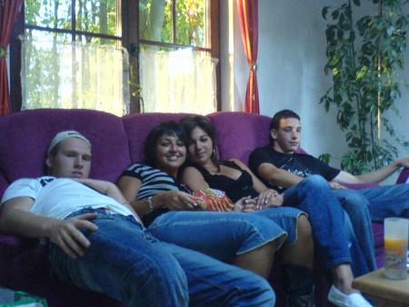Mon couz,Elisa,Samira et Arnaud